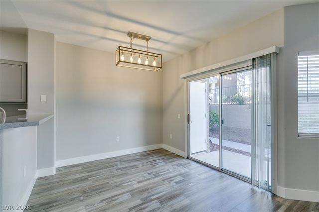 2001 Jade Creek Street 105, Las Vegas, NV 89117