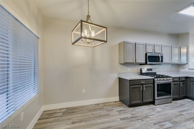 2001 Jade Creek Street 105, Las Vegas, NV 89117