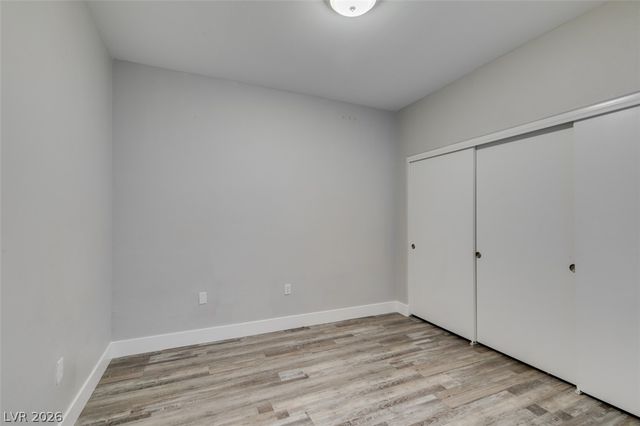 2001 Jade Creek Street 105, Las Vegas, NV 89117