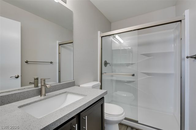2001 Jade Creek Street 105, Las Vegas, NV 89117