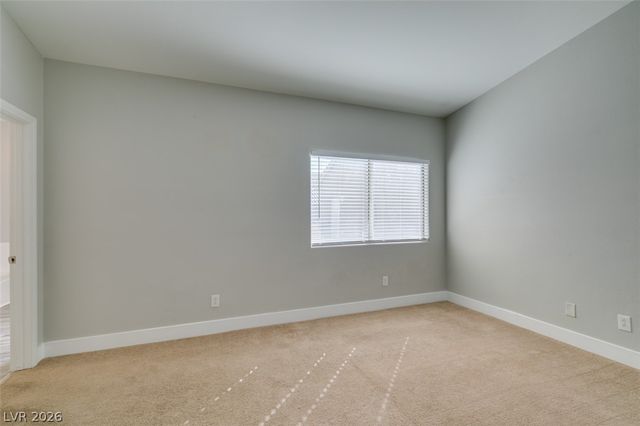 2001 Jade Creek Street 105, Las Vegas, NV 89117
