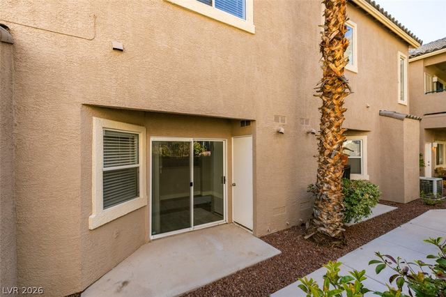 2001 Jade Creek Street 105, Las Vegas, NV 89117