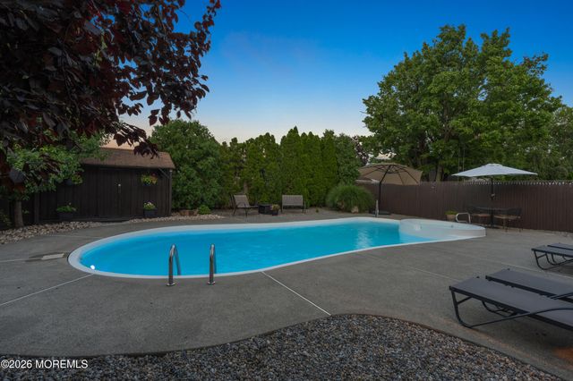 97 Perry Street, Keyport, NJ 07735