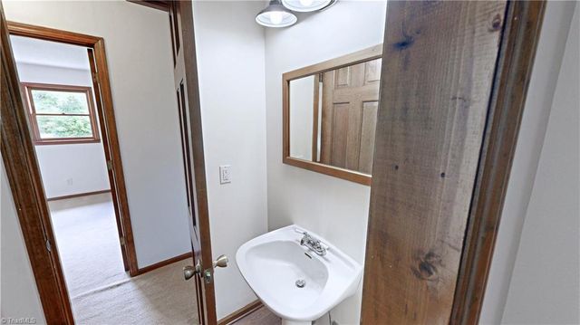 593 OLD CAMP Road, Denton, NC 27239