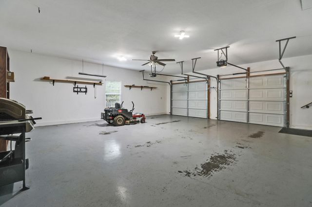 137 Whirlwind Lane, Pikeville, TN 37367