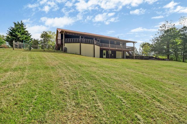 137 Whirlwind Lane, Pikeville, TN 37367
