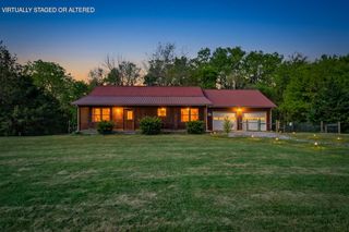 137 Whirlwind Lane, Pikeville, TN 37367
