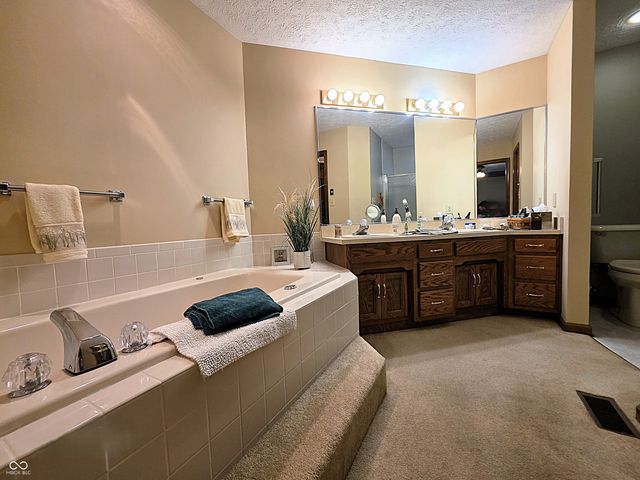 1638 Library Boulevard, Greenwood, IN 46142