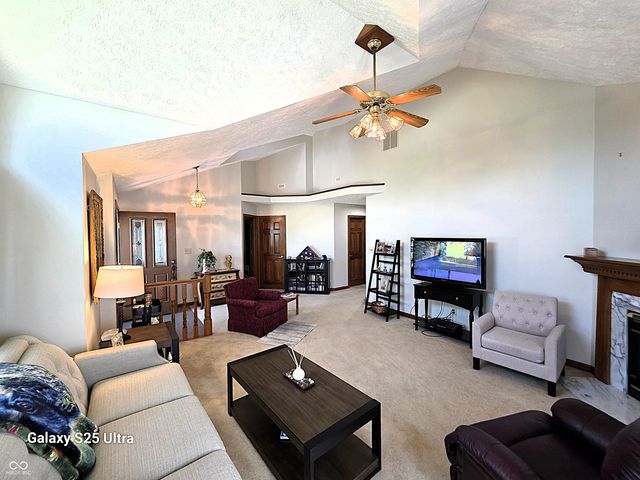 1638 Library Boulevard, Greenwood, IN 46142