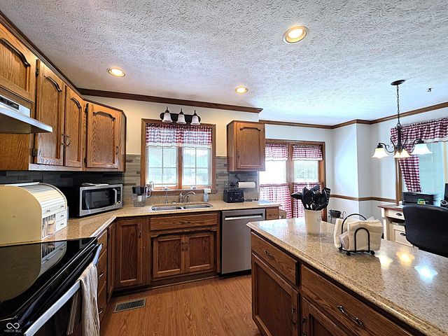 1638 Library Boulevard, Greenwood, IN 46142