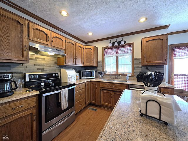 1638 Library Boulevard, Greenwood, IN 46142
