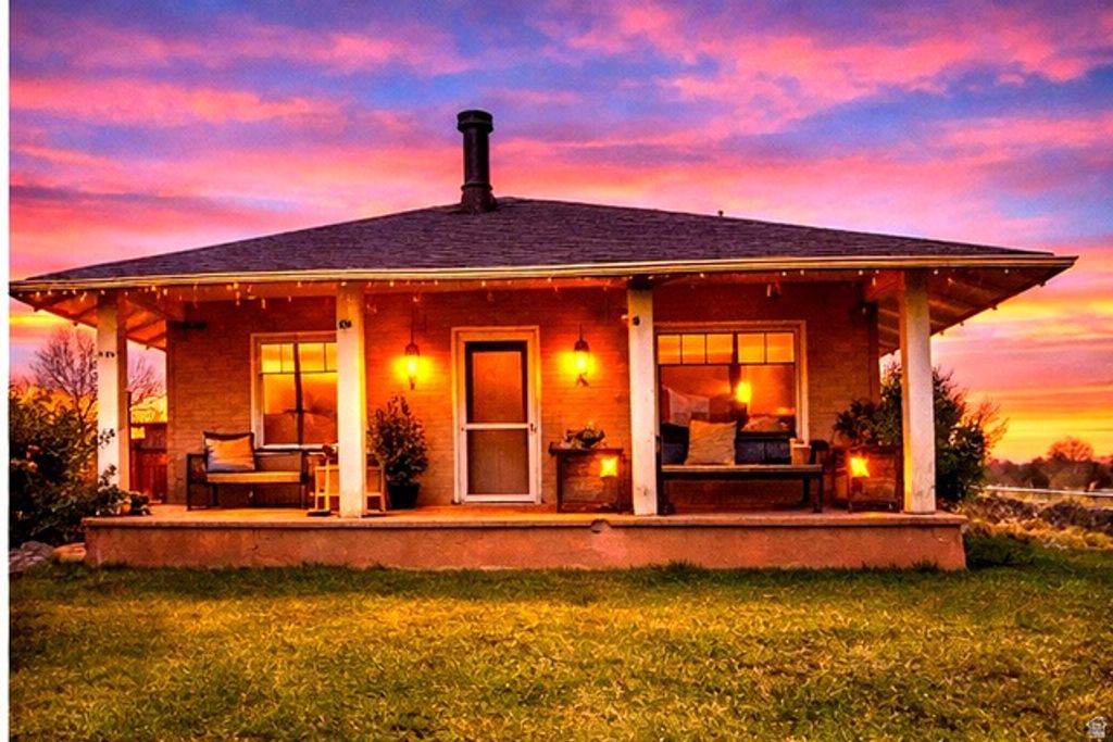 393 W CENTER ST, Springville, UT 84663