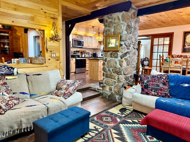 80 Military Turnpike, Plattsburgh, NY 12901