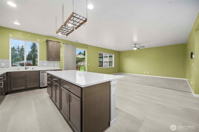 7849 Riverview Court SE, Tumwater, WA 98501