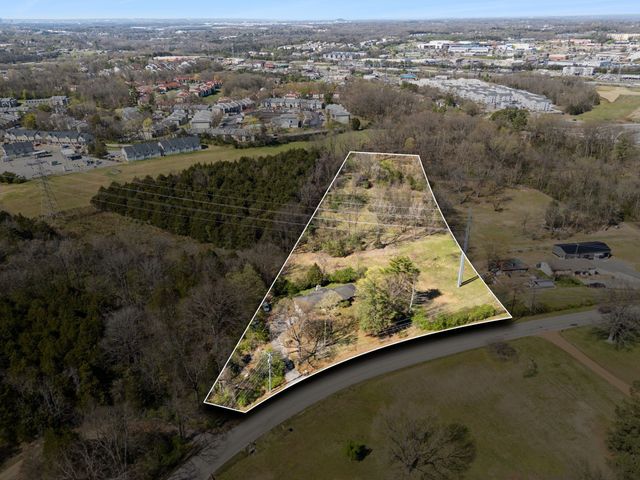 741 Preston Rd, Antioch, TN 37013