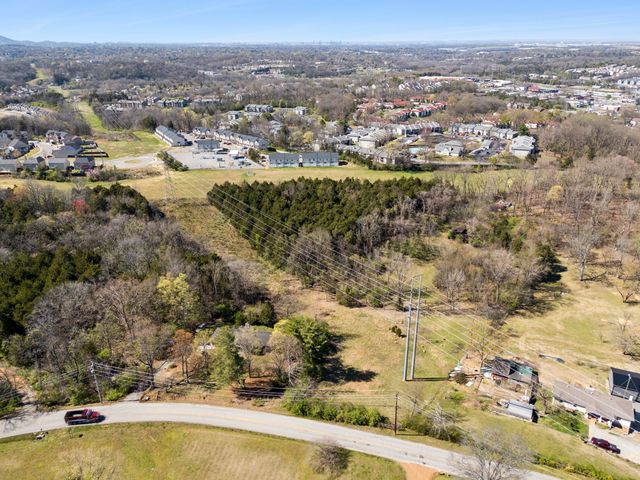741 Preston Rd, Antioch, TN 37013