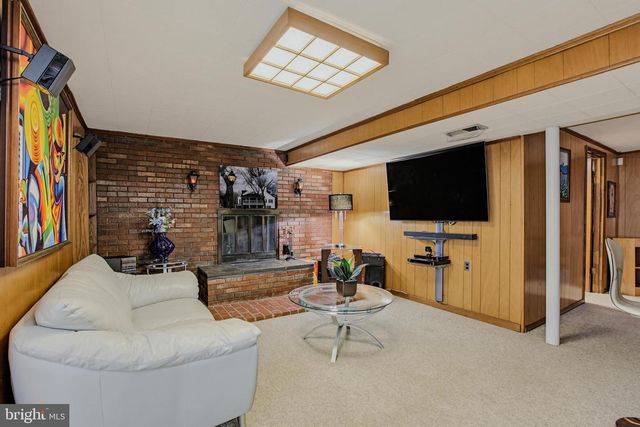 13407 JUSTICE RD, Rockville, MD 20853