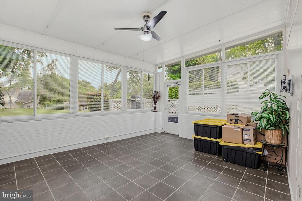 Image 27 of property listing at 13407 JUSTICE RD, Rockville, MD 20853