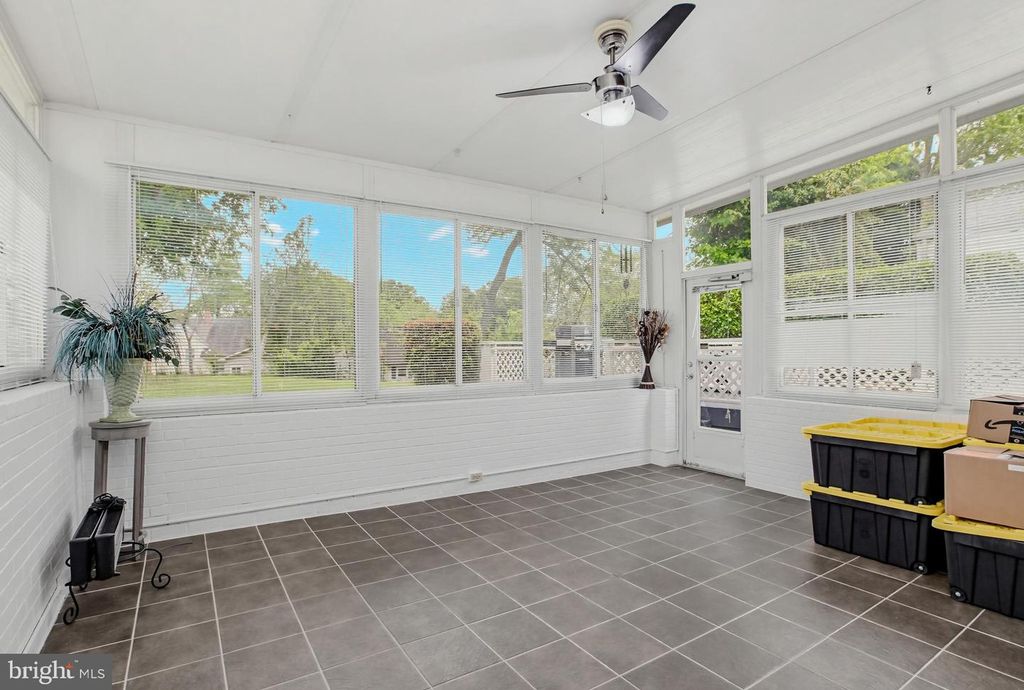 Image 28 of property listing at 13407 JUSTICE RD, Rockville, MD 20853