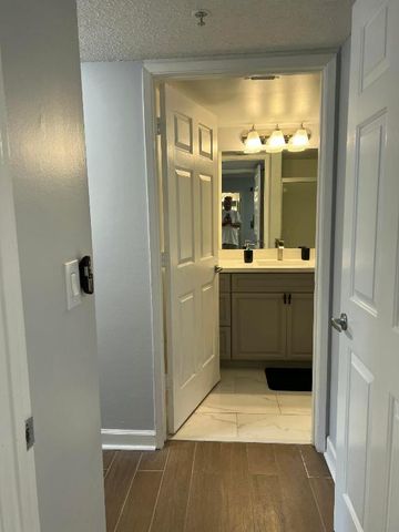 2640 S University Drive 121, Davie, FL 33328