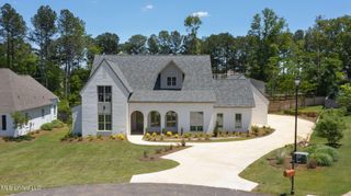 308 Lois Court, Madison, MS 39110