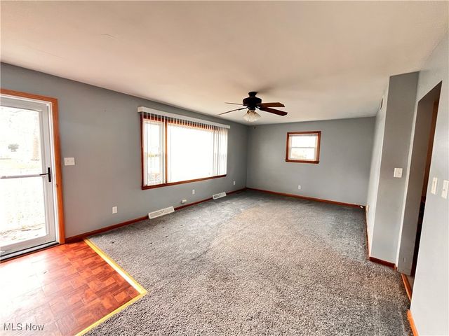 1203 E 17th Street, Ashtabula, OH 44004