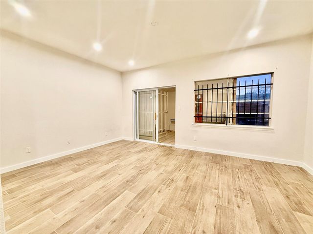 11122 Village Bend Lane 1122, Houston, TX 77072