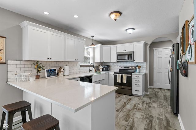 227 Shepherd Court, Greenfield, IN 46140