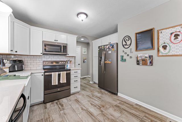 227 Shepherd Court, Greenfield, IN 46140