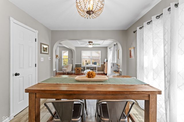 227 Shepherd Court, Greenfield, IN 46140