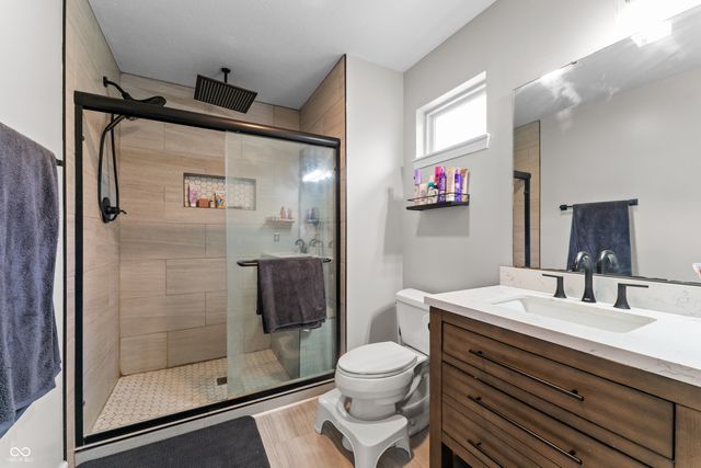 227 Shepherd Court, Greenfield, IN 46140