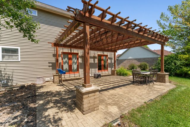 227 Shepherd Court, Greenfield, IN 46140