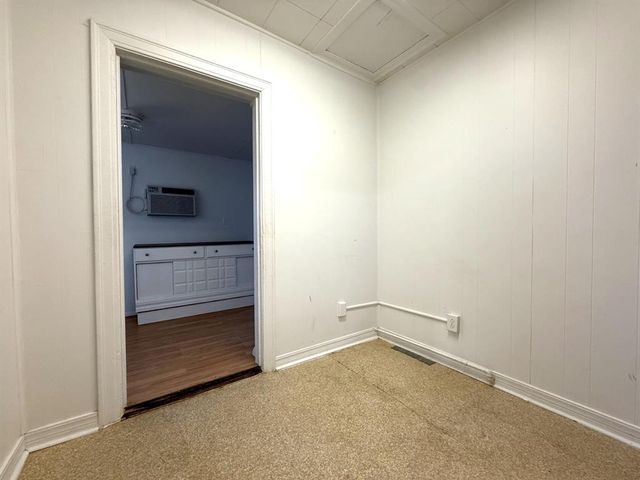 1721 N Market Avenue, Shawnee, OK 74804