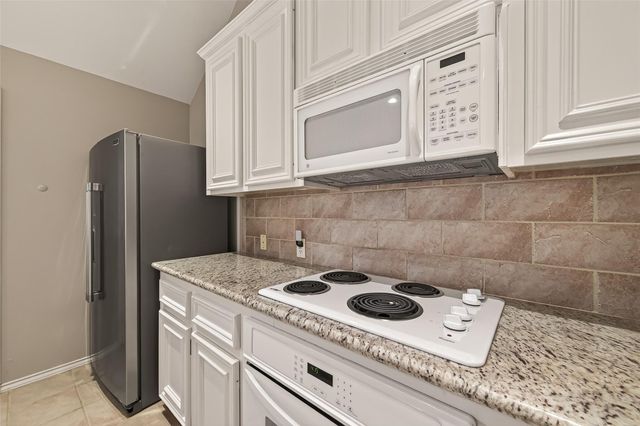 4015 Creek Ridge Lane, Missouri City, TX 77459