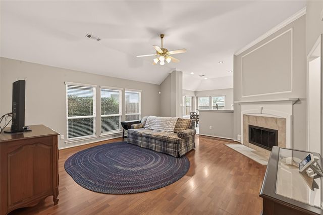 4015 Creek Ridge Lane, Missouri City, TX 77459