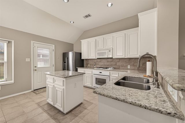 4015 Creek Ridge Lane, Missouri City, TX 77459