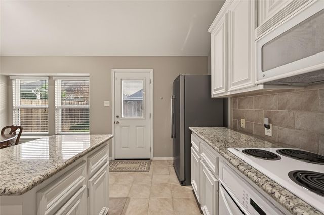 4015 Creek Ridge Lane, Missouri City, TX 77459