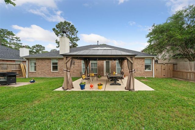 8330 Sports Haven Drive, Humble, TX 77346