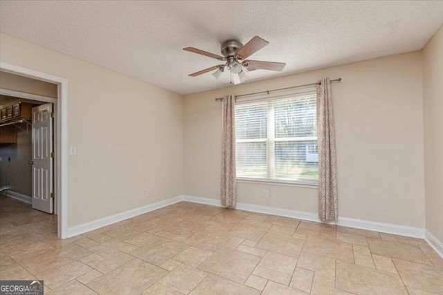 313 Old Farm Road, Perry, GA 31069