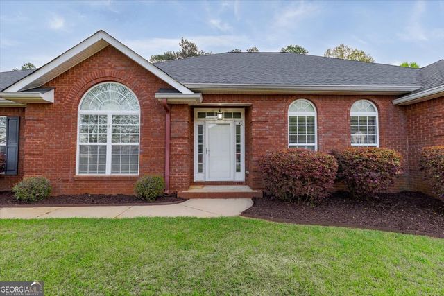 313 Old Farm Road, Perry, GA 31069