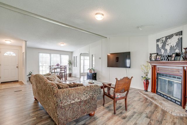 700 Gathings Avenue, Covington, TX 76636