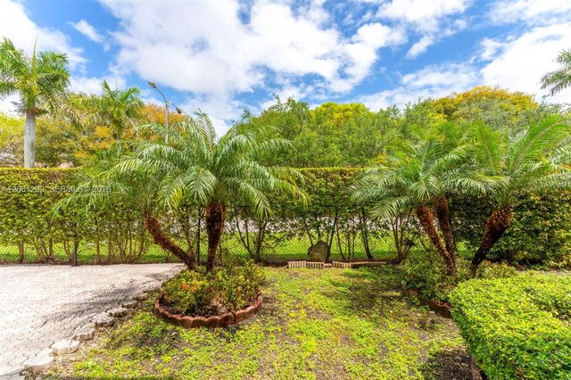 2721 SE 12th Pl 102, Homestead, FL 33035
