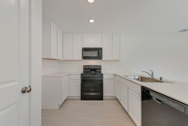 2930 Hearts Trail, Crandall, TX 75114