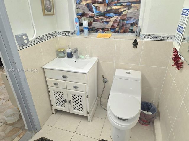 3601 NW 102nd St, Miami, FL 33147