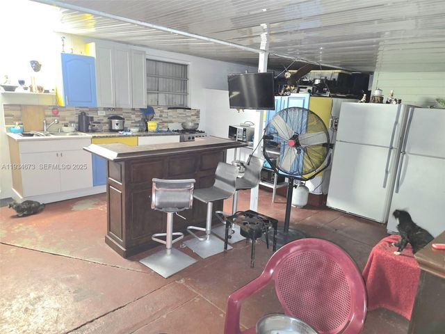 3601 NW 102nd St, Miami, FL 33147