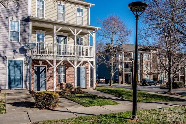 119 Steam Engine Drive 105, Mooresville, NC 28115