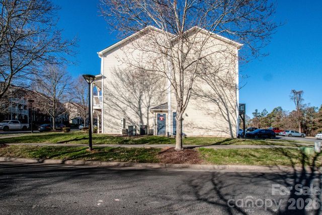 119 Steam Engine Drive 105, Mooresville, NC 28115