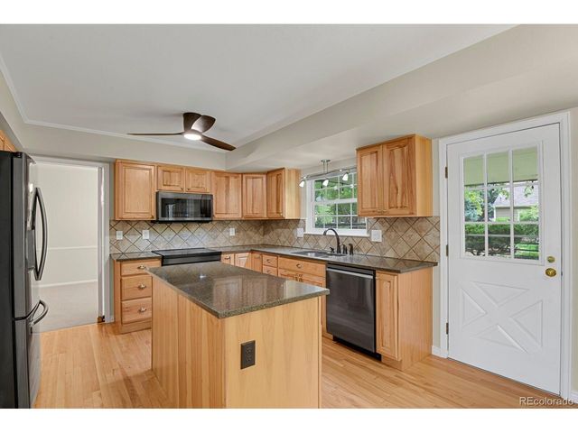 5300 S Garland Way, Littleton, CO 80123