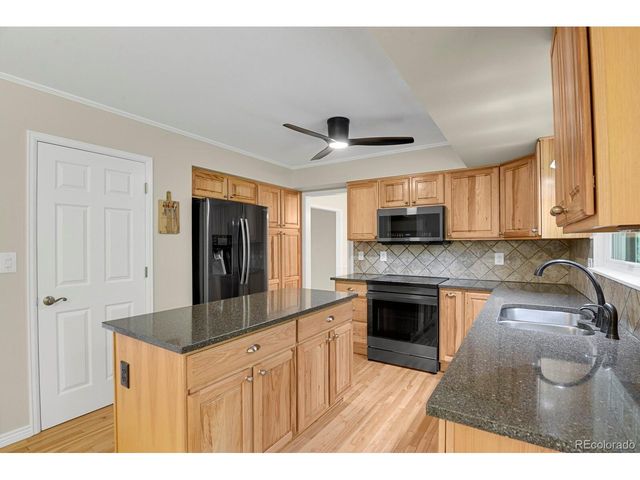 5300 S Garland Way, Littleton, CO 80123