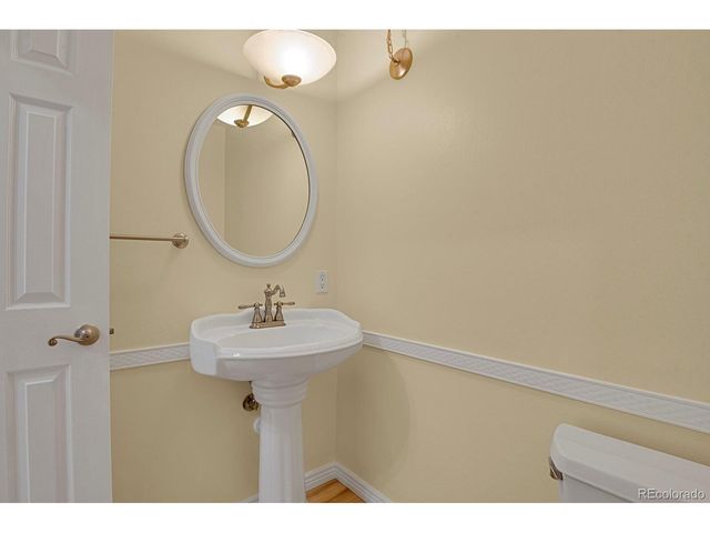 5300 S Garland Way, Littleton, CO 80123